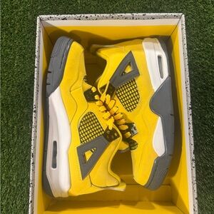 Jordan 4 retro Kids Yellow and Gray Sneakers